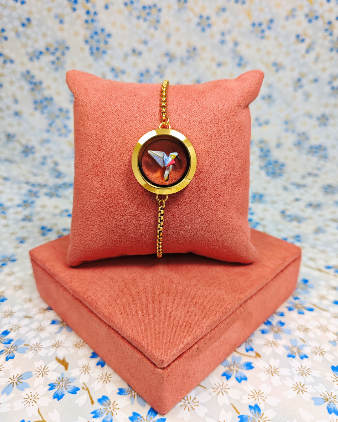 Pulsera relicario gold