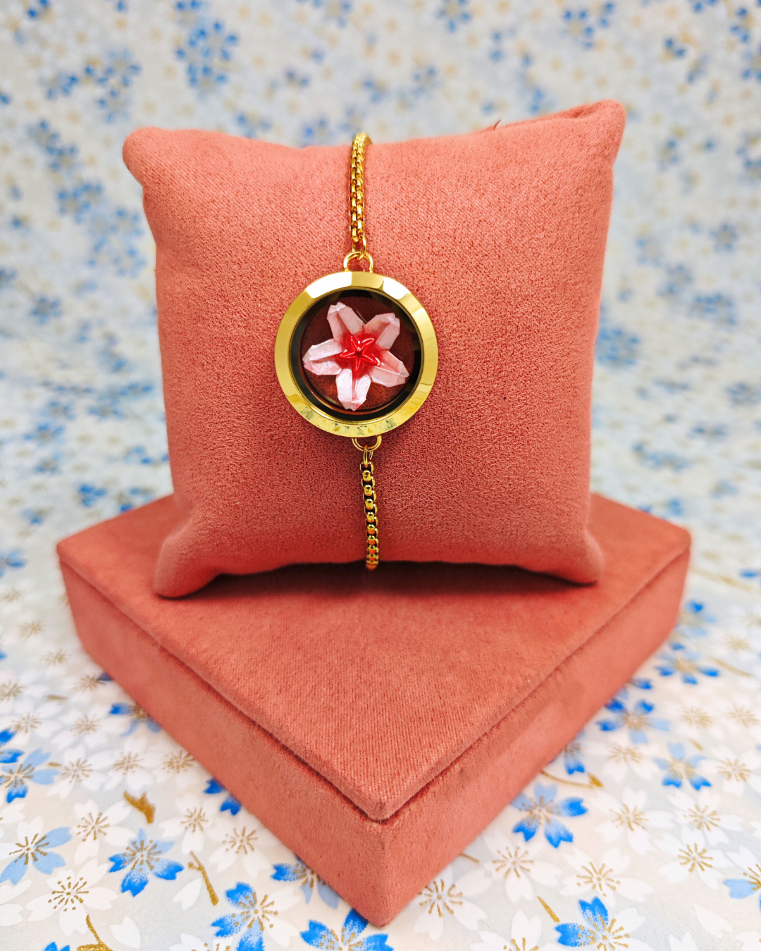 Pulsera relicario gold